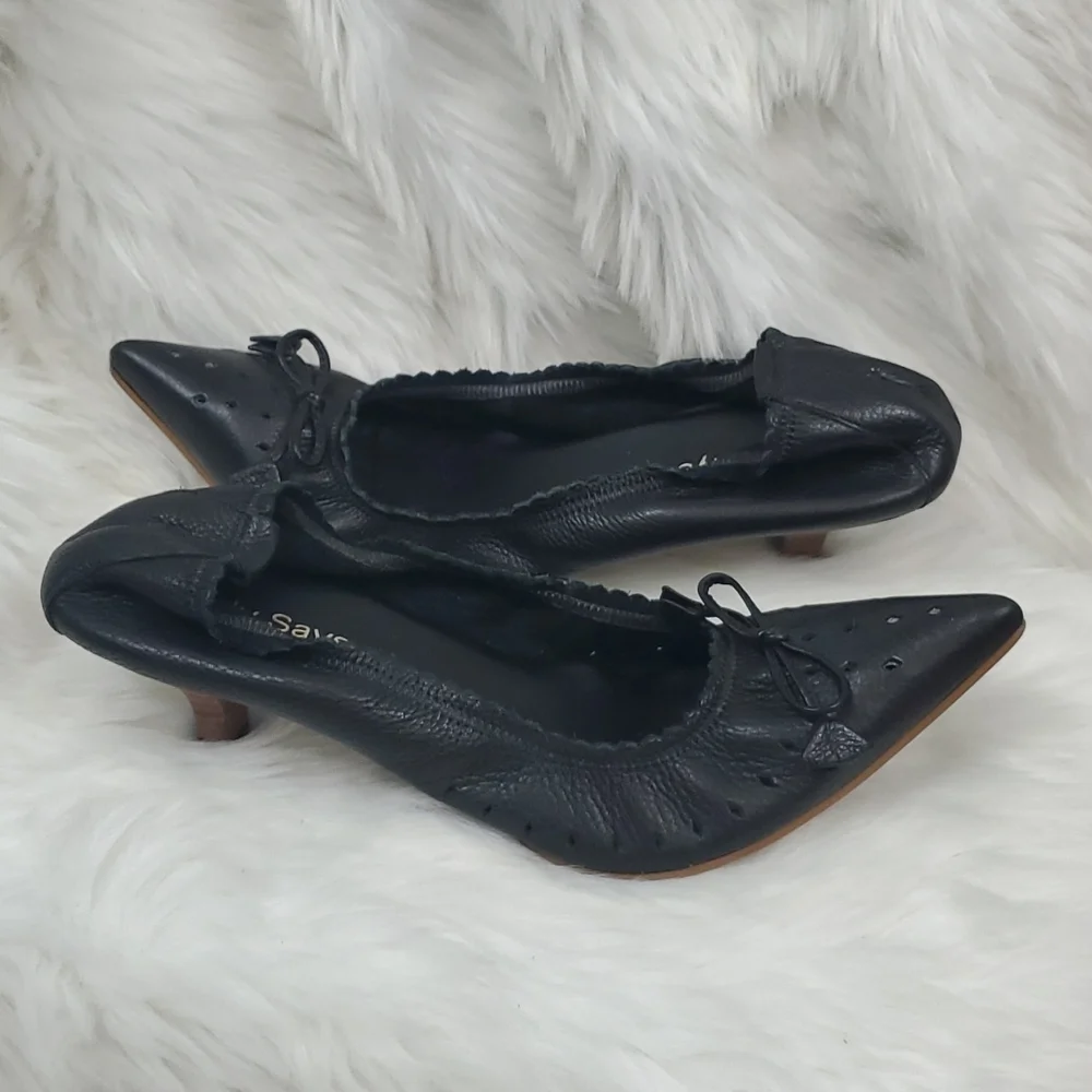Cindy Says Black Leather Bow Heels Size 8 Slip On Elastic Back Dress  Shoes